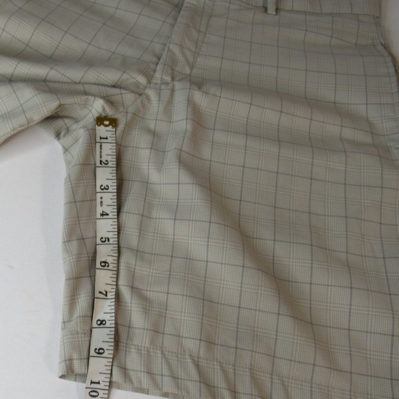 Greg Norman Men's  Fairway Plaid Print Shorts - Picture 9 of 9